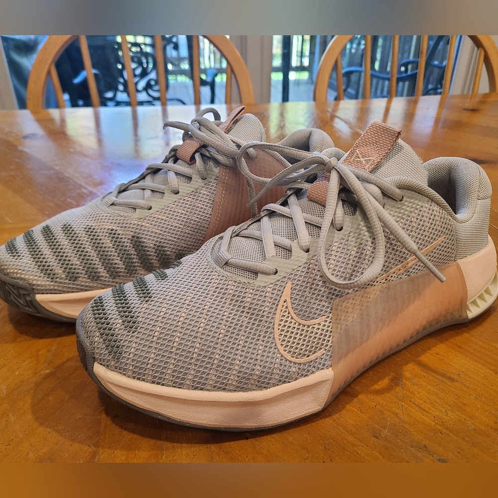 Nike Metcon 9 size 9.5 women's